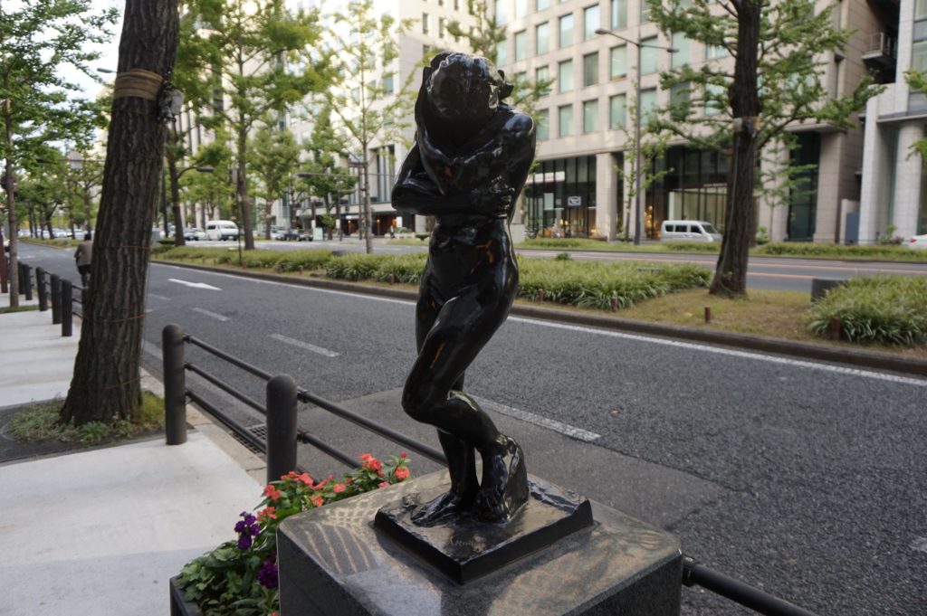 イヴ 近代彫刻の世界的巨匠ロダンの手の感触に触れる体験を Public Art